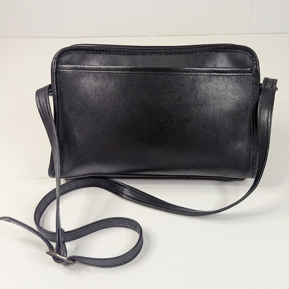 Wilson Pelle Studio Black Leather Crossbody Bag - Picture 15 of 15